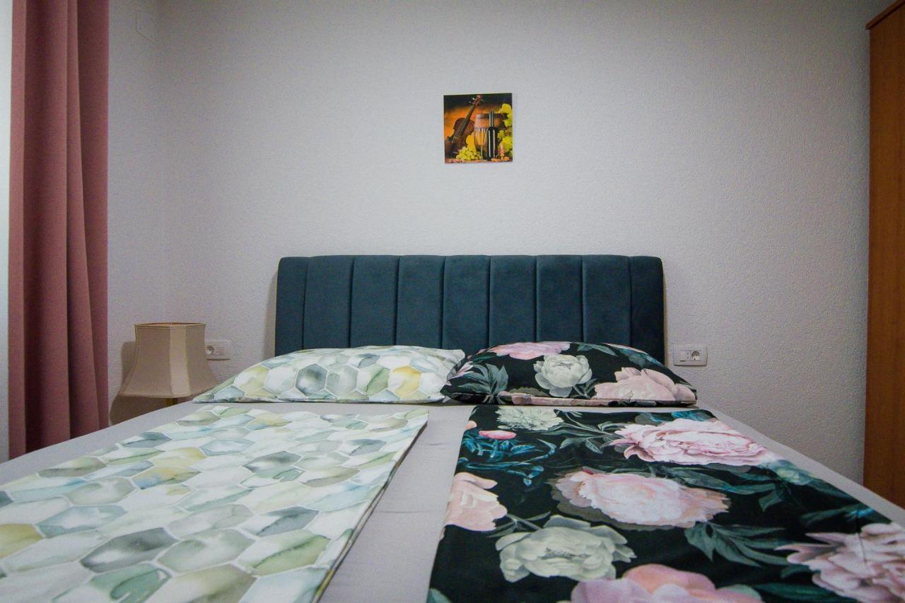 Apartments Ivica & Marica 塞莱纳 外观 照片